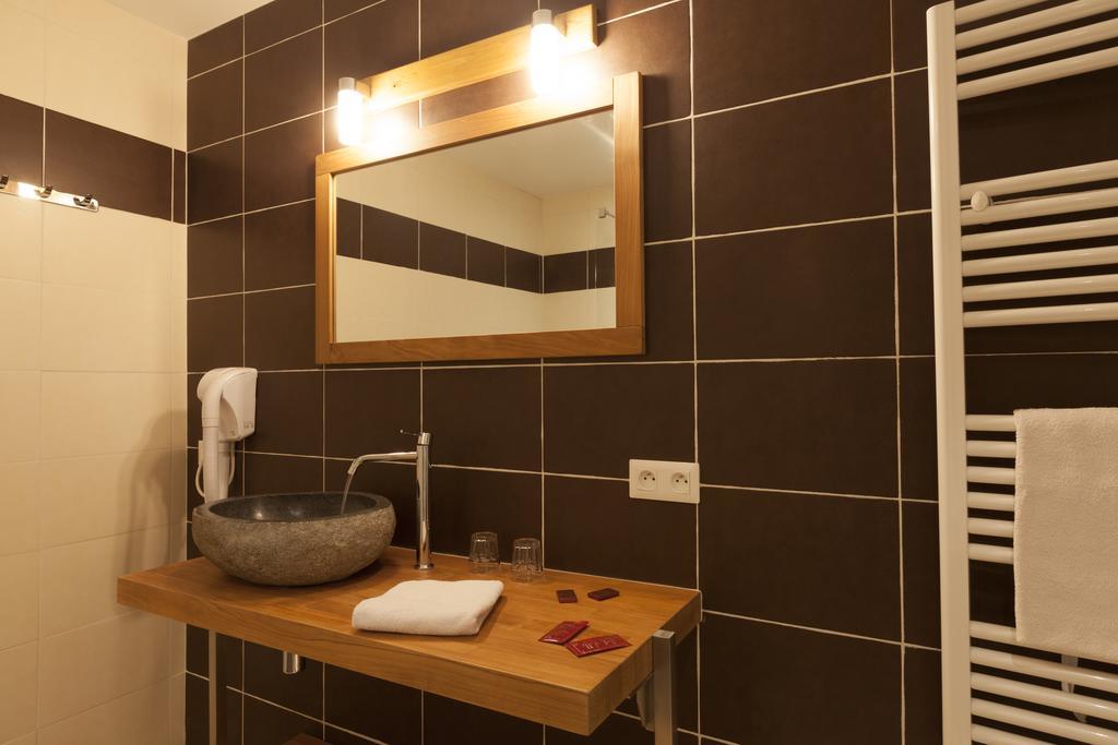 Hotel Des Alpes Le Bourg-dʼOisans Pokój zdjęcie