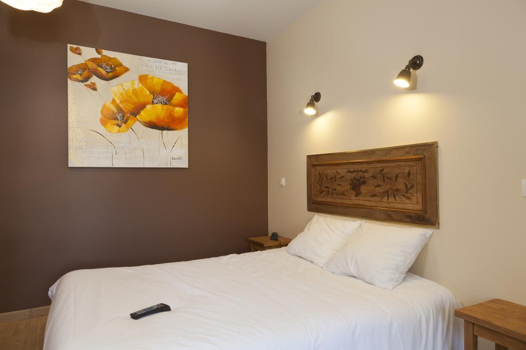 Hotel Des Alpes Le Bourg-dʼOisans Pokój zdjęcie