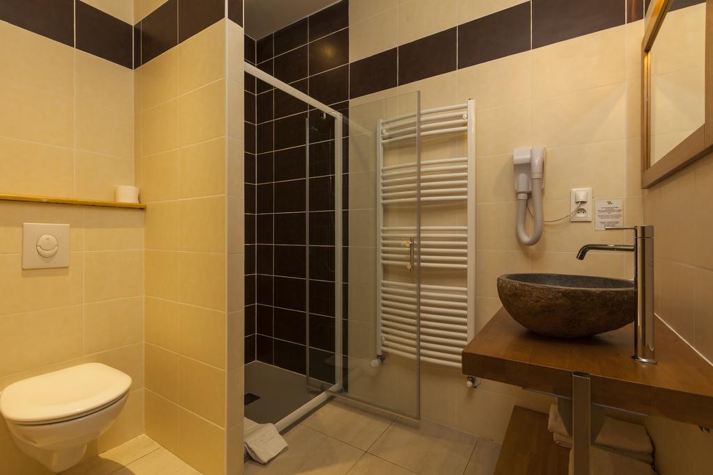 Hotel Des Alpes Le Bourg-dʼOisans Zewnętrze zdjęcie